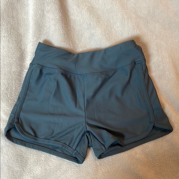 Other - Runway Athletic Quick Dry Shorts Size 6/7